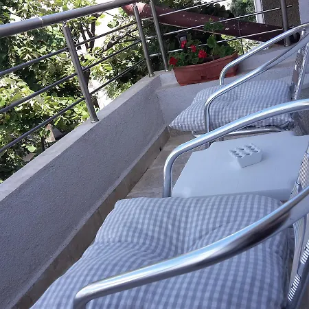 Guest house Kera 2*