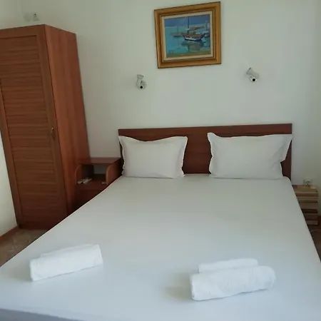 Kera Guest house 2*