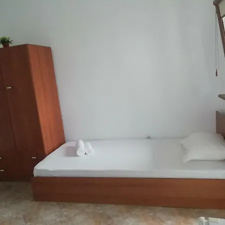 Kera Pensiune 2*